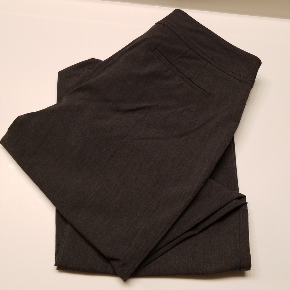 Ann Taylor Loft ANN fit - size 2 charcoal slacks